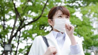 花粉シーズンを乗り切るための、衣類の花粉対策・決定版