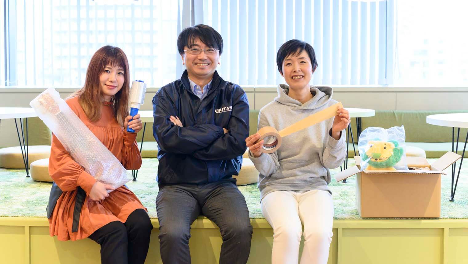 フリマアプリで喜ばれる包み方のコツを探れ！達人VS素人オリジナル梱包対決