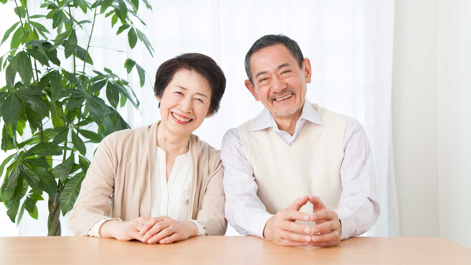 口が乾く、食事でむせる...「口腔機能低下症」を知っていますか？