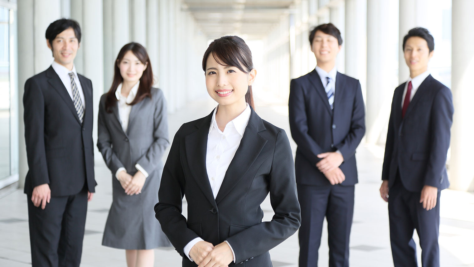 就活生＆新社会人必見！スーツのお手入れとニオイ対策、しわをとる方法