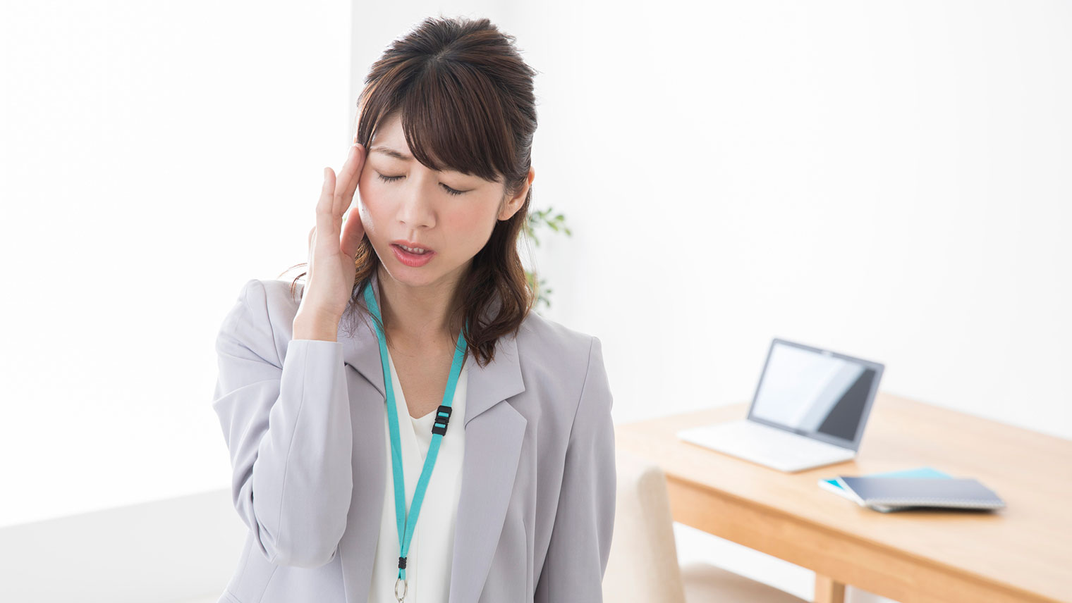 「生理時の頭痛」をなんとかしたい!予防&対処法