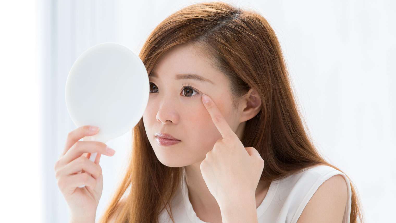 目の健康に良い食べ物と「目の充血」を防ぐ日常生活の対処法とは？ 
