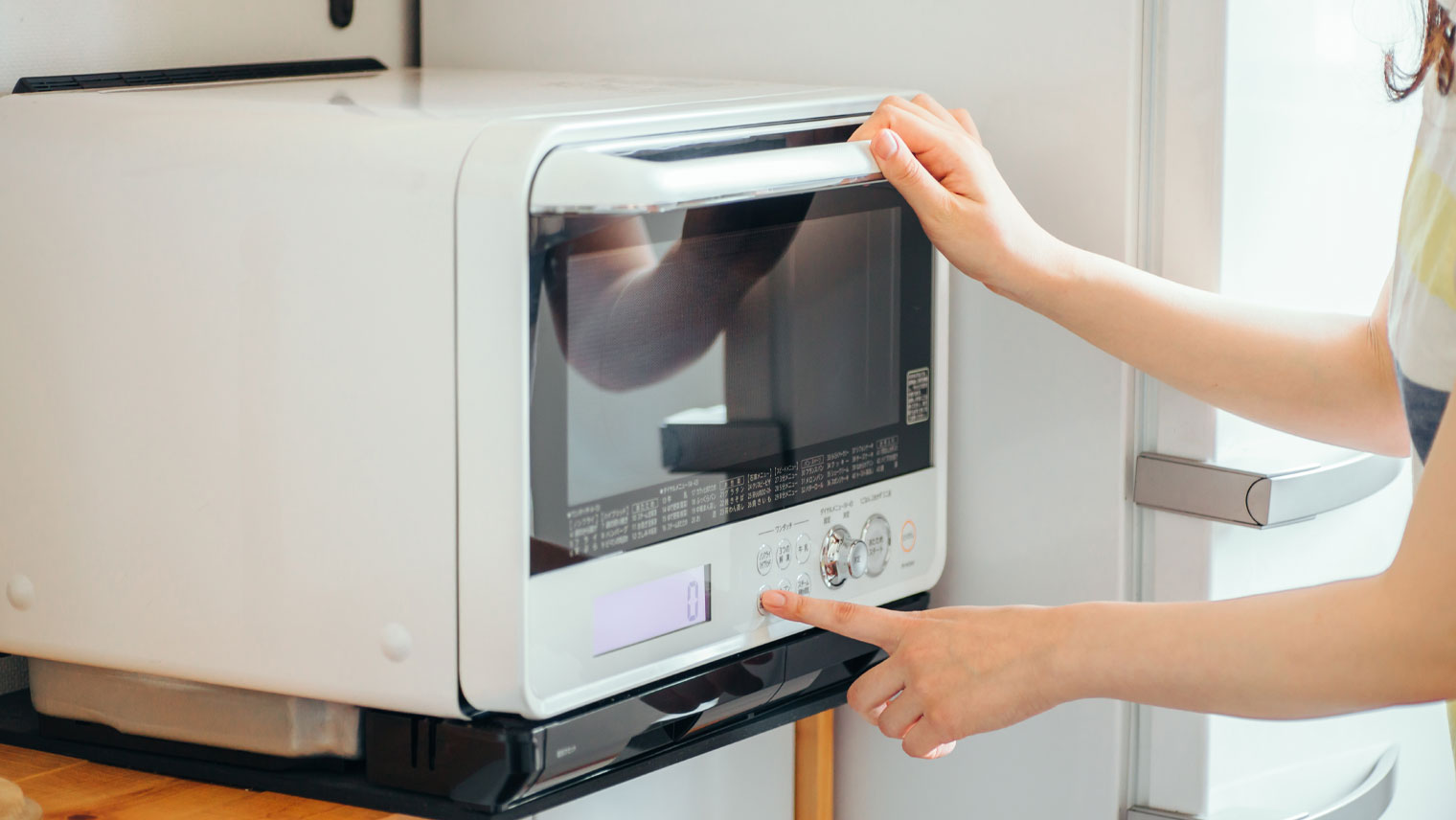 「電子レンジの上手な使い方と注意点」加熱方法や種類の違いも解説