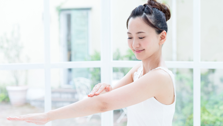 「乾燥肌」の原因って?肌の乾燥を和らげるために今日からできる予防と対策