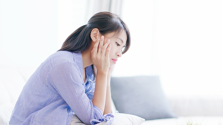生理前の腹痛やイライラ感などのつらいPMS（月経前症候群）。対処法は？