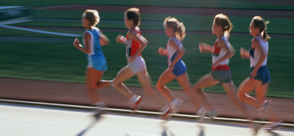 秋の運動会!「靴下の泥汚れ」を落とすポイント