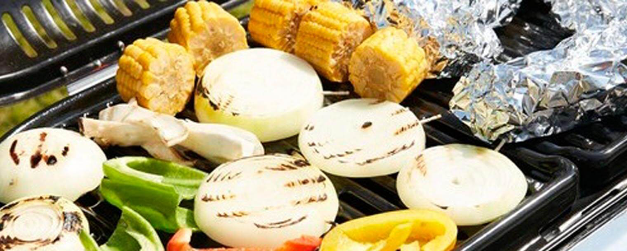 バーベキューの網や鉄板などの洗い方～洗剤を活用した簡単掃除＆後片付け～